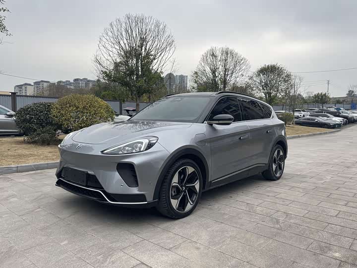 Фото 1 - BAIC Arcfox Alpha T