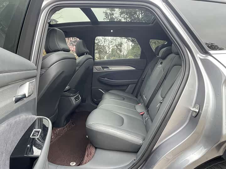 Фото 8 - BAIC Arcfox Alpha T