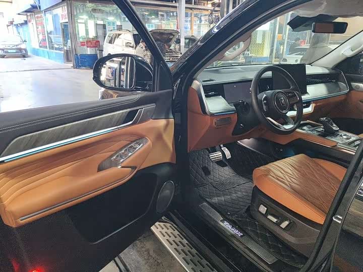 Фото 7 - Tank 500 Hybrid