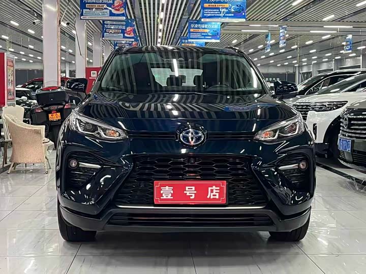 Фото 2 - Toyota Wildlander