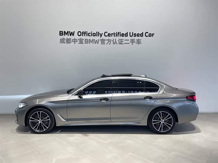 Фото 2 - BMW 5 Series