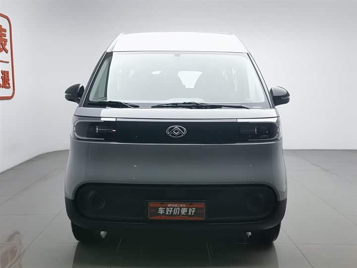 Фото 3 - Maxus Dana V1