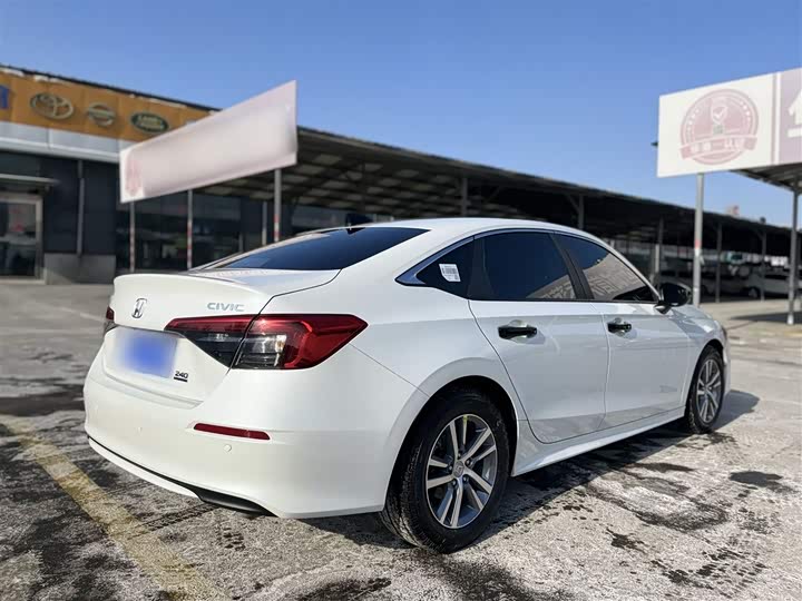 Фото 7 - Honda Civic