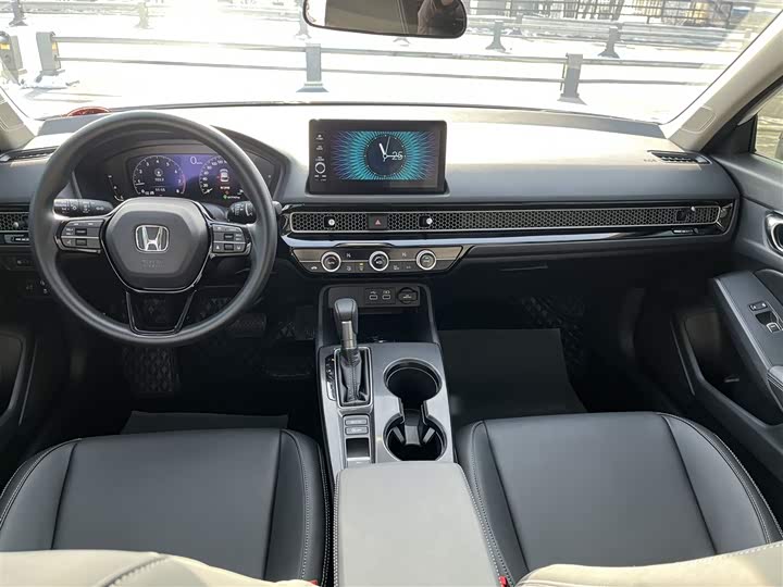 Фото 8 - Honda Civic