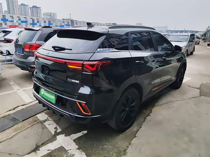 Фото 7 - JAC QX Hybrid