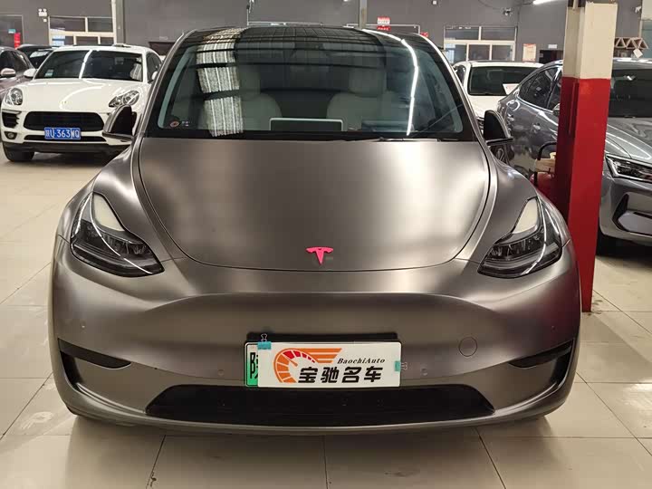 Фото 2 - Tesla Model Y