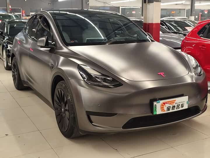 Фото 3 - Tesla Model Y