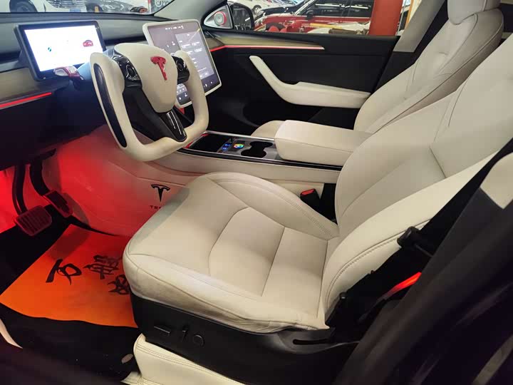 Фото 7 - Tesla Model Y