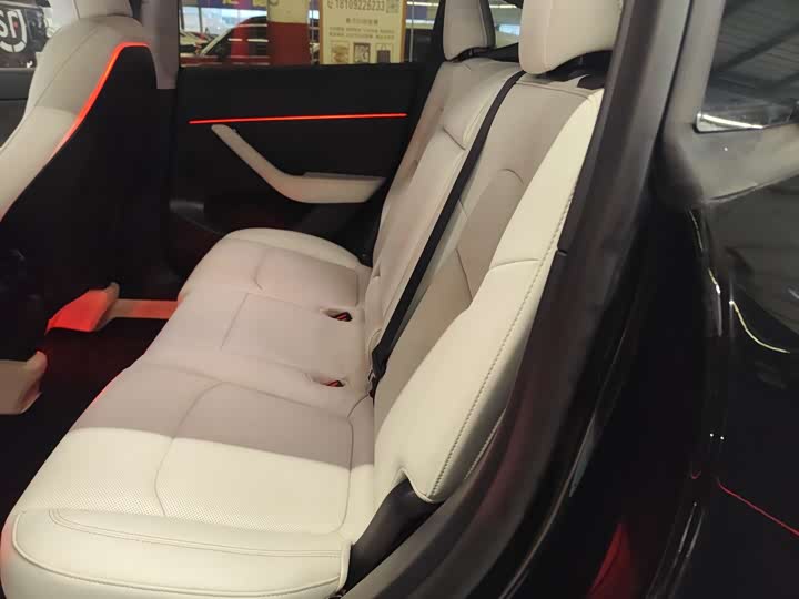 Фото 8 - Tesla Model Y