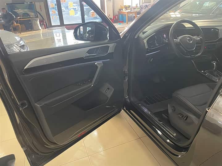 Фото 7 - Volkswagen Tayron