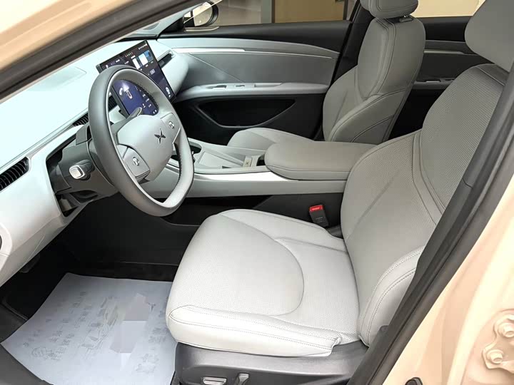 Фото 3 - XPeng Mona M03