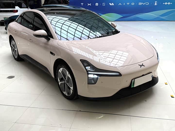 Фото 7 - XPeng Mona M03