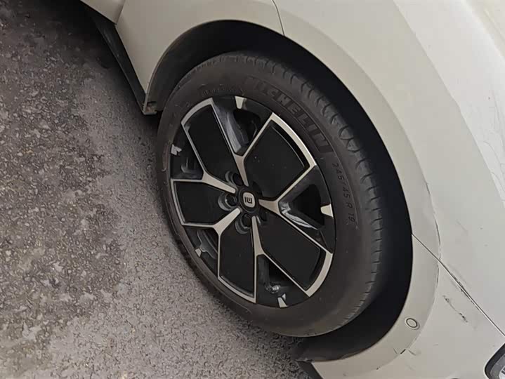 Фото 6 - Xiaomi SU7