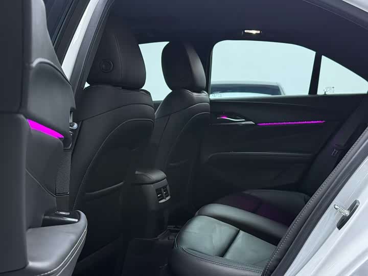 Фото 6 - Cadillac CT4