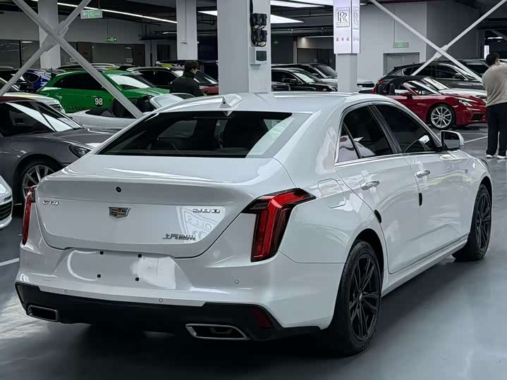 Фото 7 - Cadillac CT4