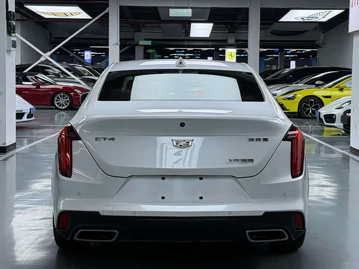Фото 8 - Cadillac CT4