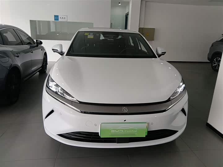 Фото 3 - BYD Qin L