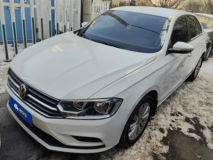 Фото 1 - Volkswagen Bora