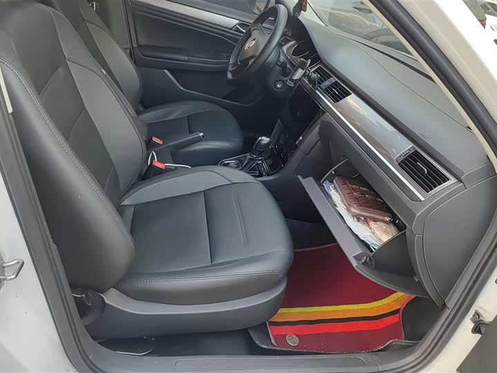 Фото 8 - Volkswagen Bora