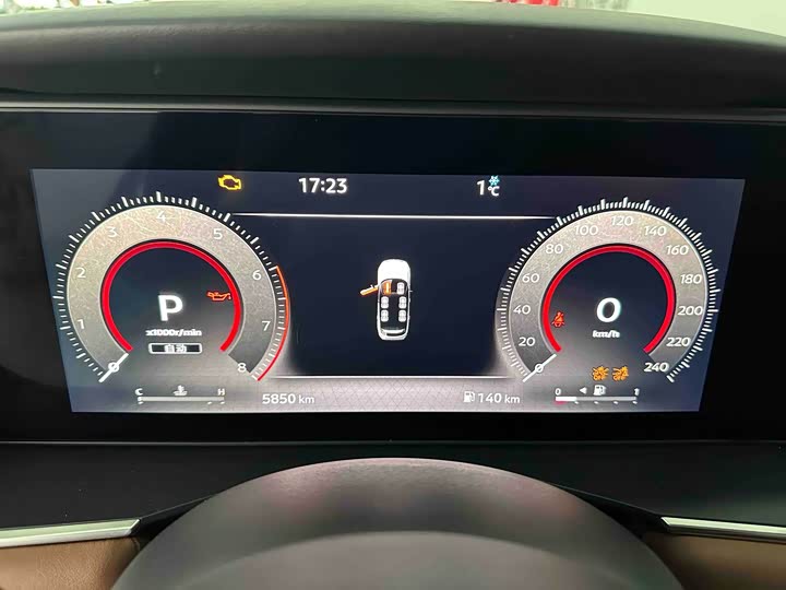 Фото 9 - Nissan Pathfinder