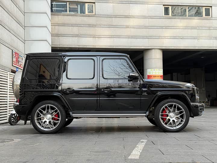 Фото 3 - Mercedes-Benz G-Class AMG