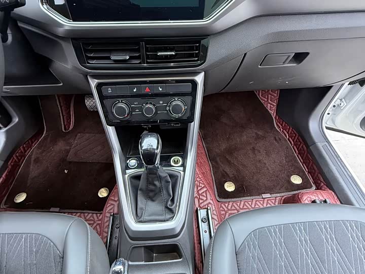 Фото 8 - Volkswagen T-Cross