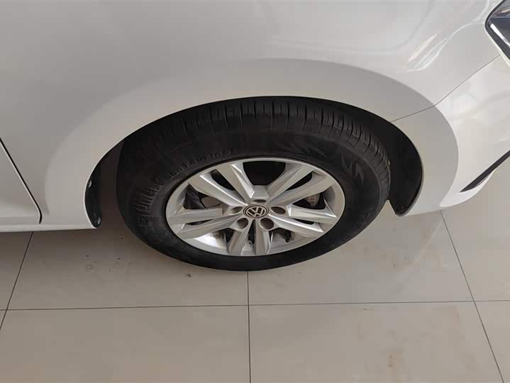 Фото 6 - Volkswagen Santana