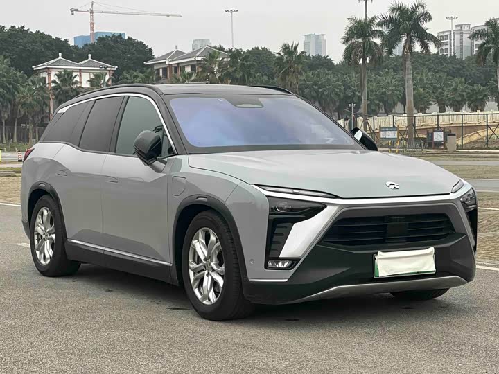 Фото 2 - Nio ES8