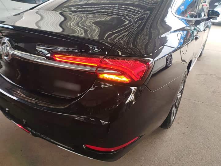 Фото 8 - Buick LaCrosse