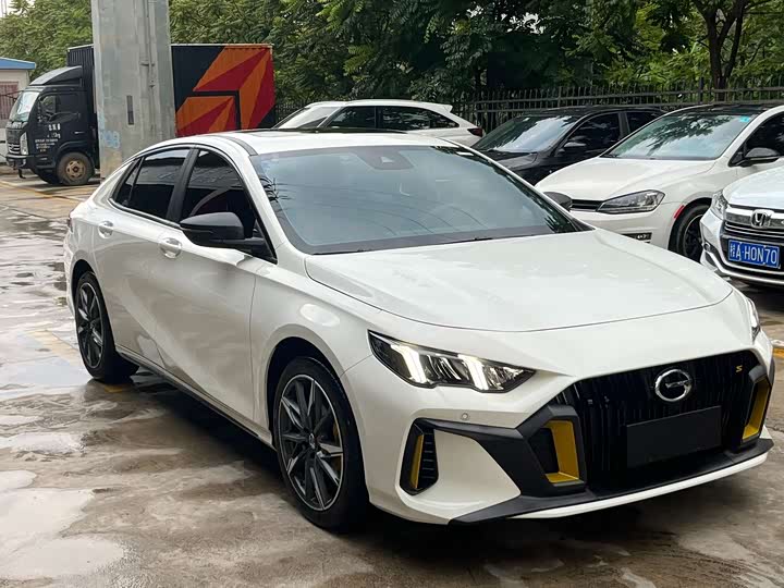 Фото 3 - GAC Trumpchi Empow R