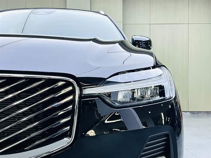 Фото 7 - Volvo XC60