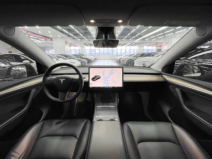 Фото 6 - Tesla Model Y