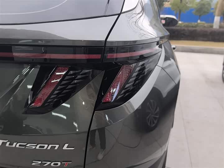 Фото 8 - Hyundai Tucson L