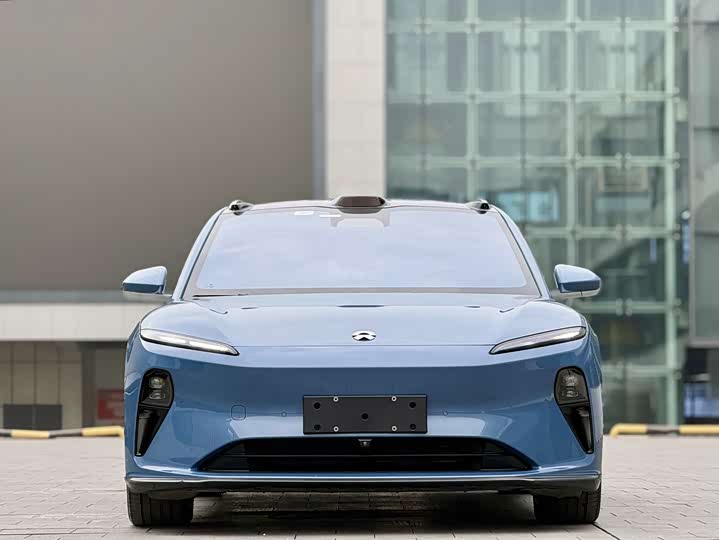 Фото 3 - Nio ET5T