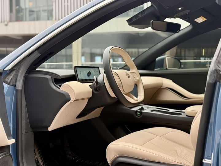 Фото 4 - Nio ET5T