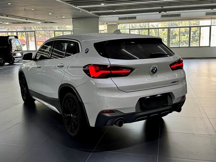 Фото 4 - BMW X2