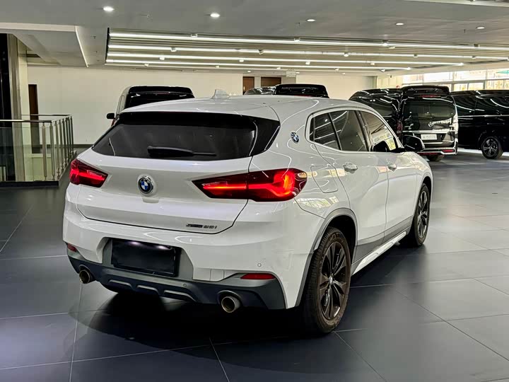 Фото 6 - BMW X2
