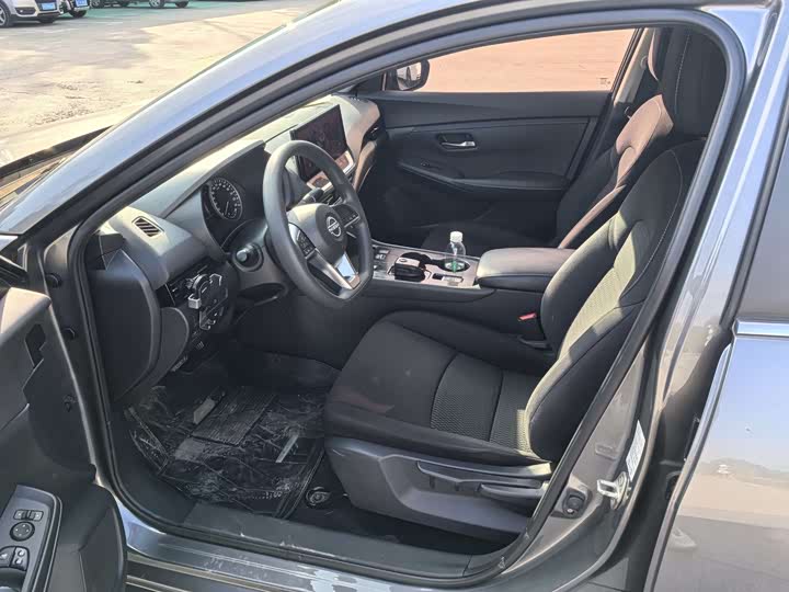 Фото 5 - Nissan Sylphy