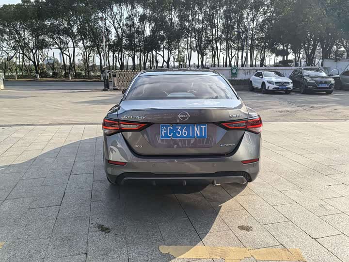 Фото 8 - Nissan Sylphy