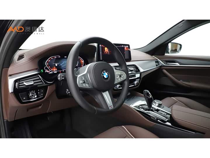 Фото 6 - BMW 5 Series