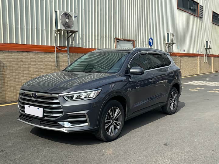 Фото 1 - BYD Song Pro