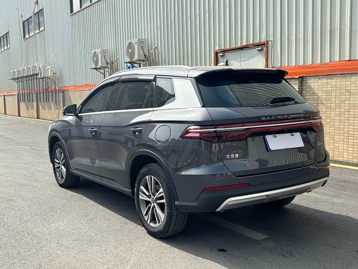 Фото 7 - BYD Song Pro