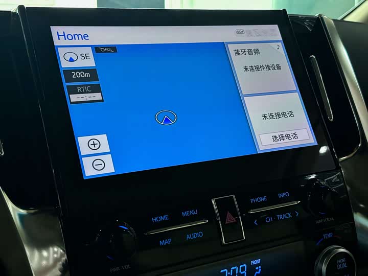 Фото 9 - Toyota Vellfire