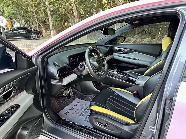 Фото 7 - GAC Trumpchi Empow R