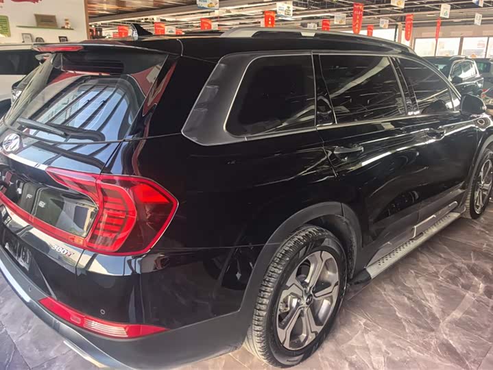 Фото 3 - Hyundai Santa Fe