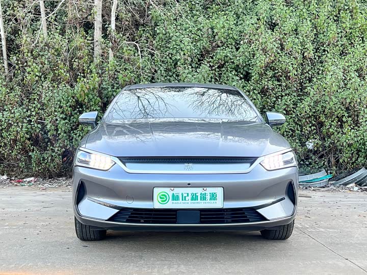 Фото 2 - BYD Qin Plus