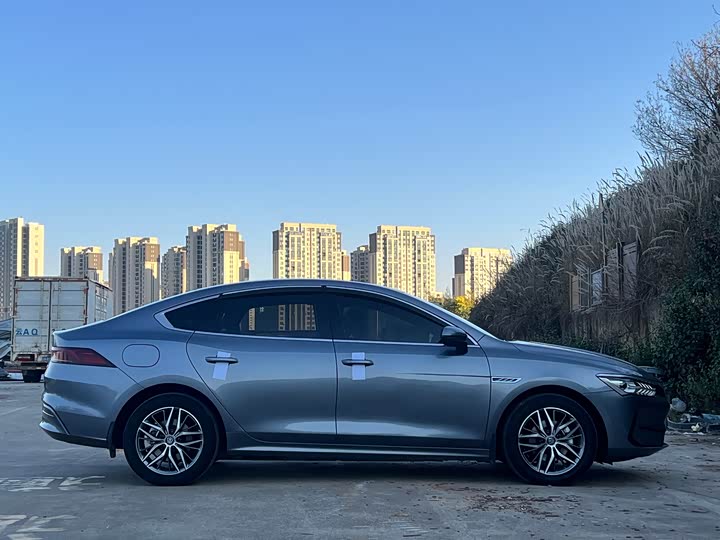 Фото 6 - BYD Qin Plus