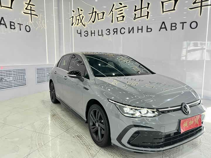 Фото 3 - Volkswagen Golf