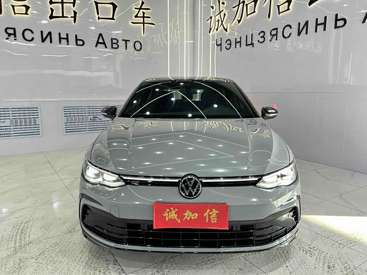 Фото 4 - Volkswagen Golf