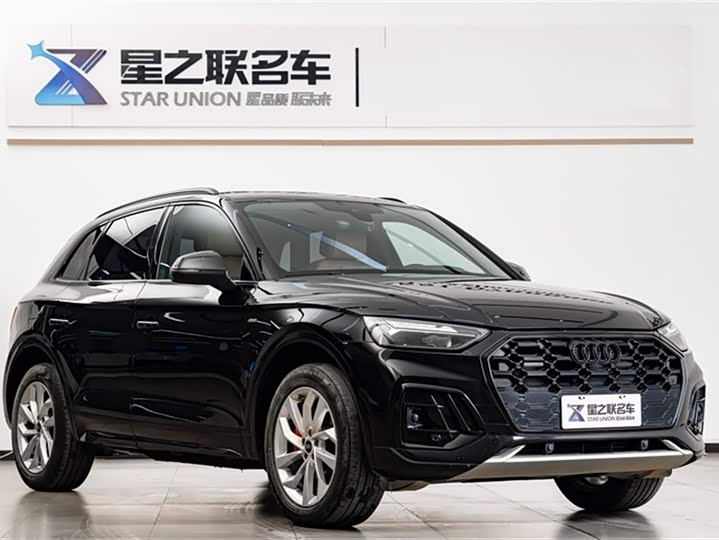 Фото 5 - Audi Q5L